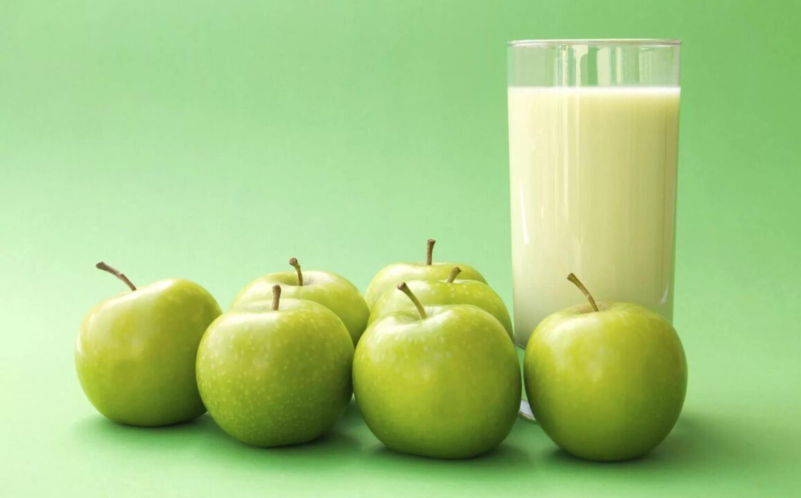 Kefir diyetinde atıştırmalıklar için elmalı kefir