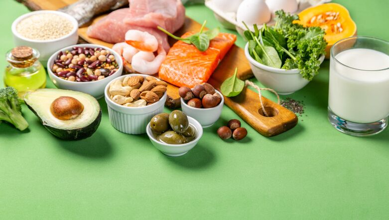 Sağlık ve kilo kaybı için Akdeniz diyetinin eşsiz bir diyeti